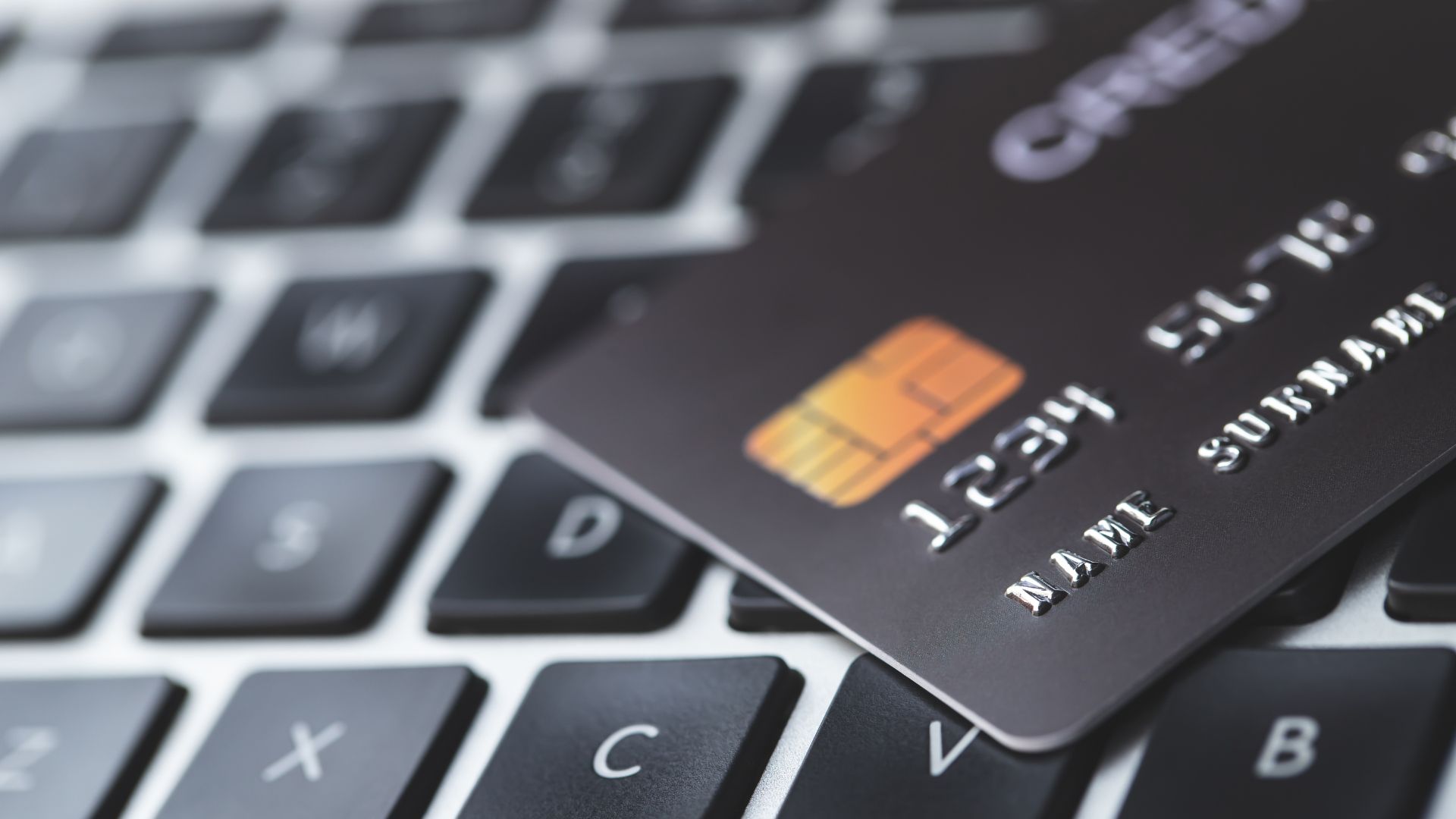 Virtual Cards for Paying Editing and Design Software in Argentina